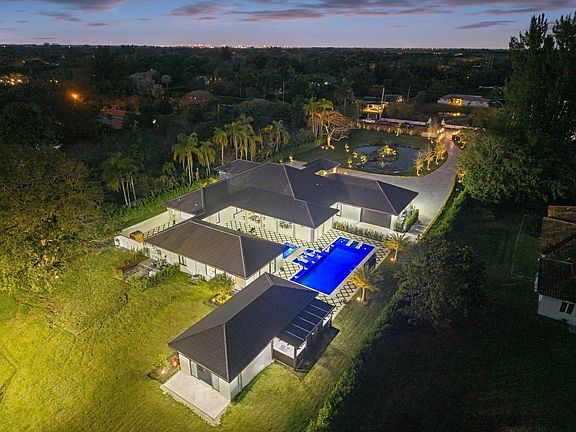 4th image of 13110 Mustang Trail