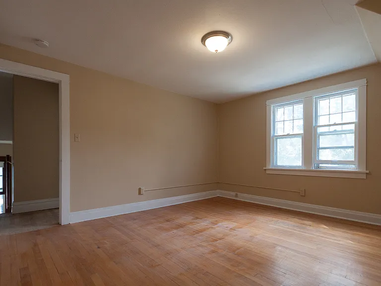 2642 Kendall Ave #1 — Photo 20