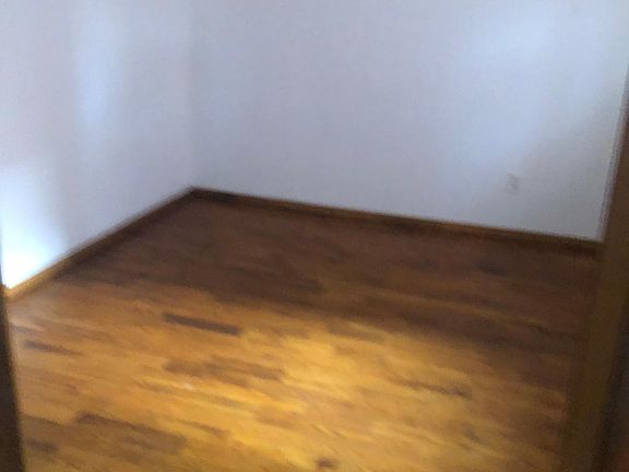 3rd image of 45 Saint Stephens Pl