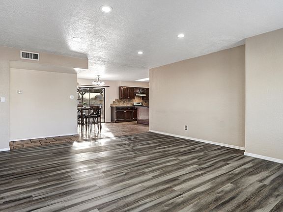 3rd image of 1143 Cordoba Ct SE