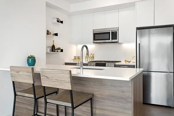 Rented by Bohemia Realty Group | media 22