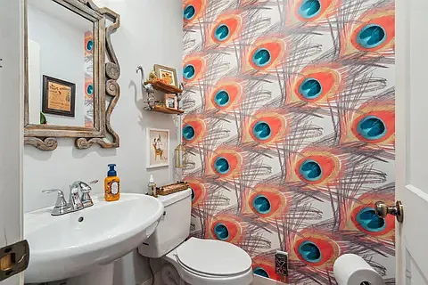 347 Bluff St #2 — Photo 8