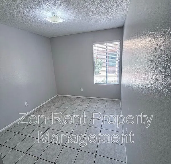 44 S Williams St #15 — Photo 14