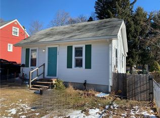 144 Aborn Ave, Warwick, RI 02888