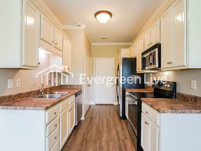 2018 Hidden Forest Ln — Photo 3