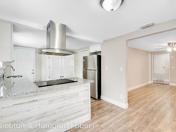 4th image of 4229 Lenox Blvd