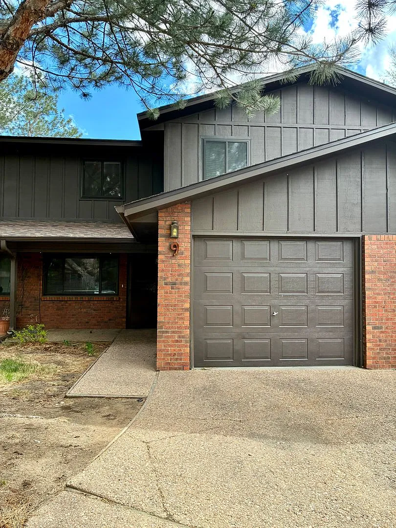 3 Bedroom, 2 Bathroom Townhome in Lakemont Subdivision of Greeley — Photo 1