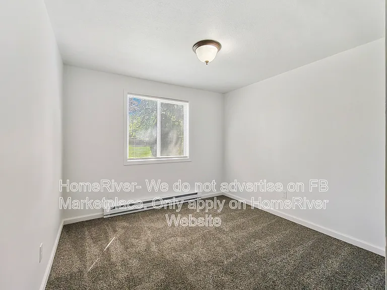 3211 S Regal St #5 — Photo 12