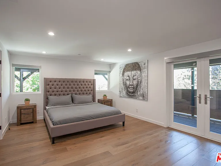 3751 Multiview Dr — Photo 29