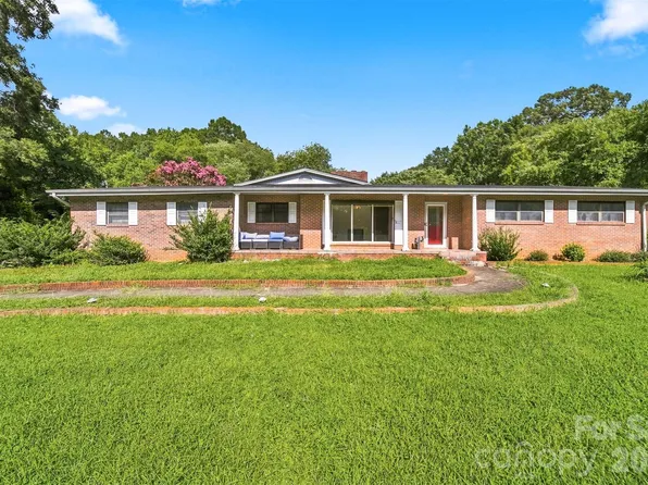 324 Northwood Park, Taylorsville, NC 28681
