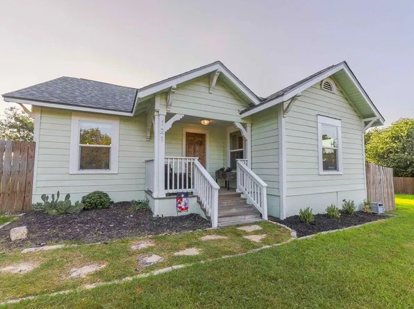 121 Margot Lane, Spicewood, TX 78669