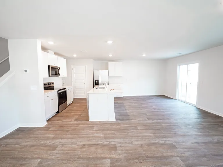 112 Red Admiral Ln — Photo 9