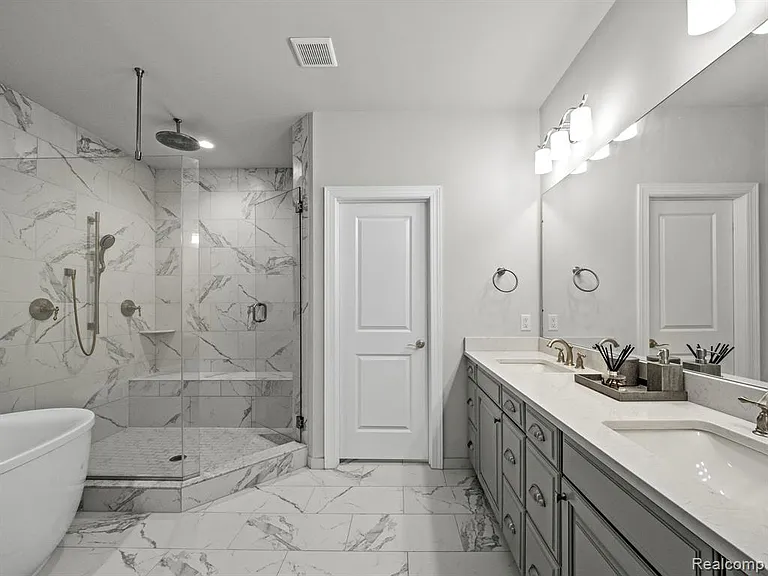 3219 Brackley Dr — Photo 17