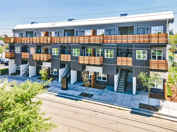 BUFFL, 1550 N Buffalo St #204, Portland, OR 97217
