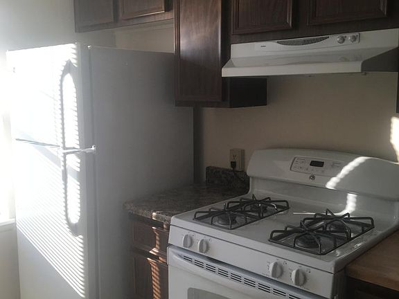 Kitchen with new Gas Stove