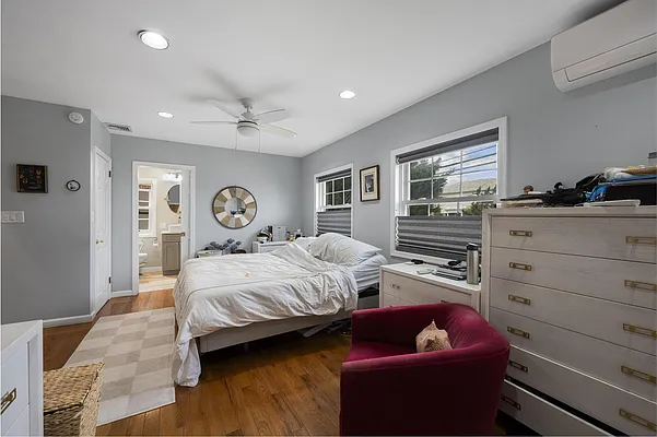 Sold by Revived Residential | media 25