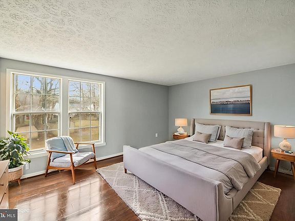 5th image of 17209 Clairfield Ln