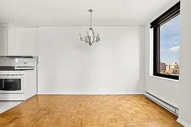 Rented by Manhattan Realty Group