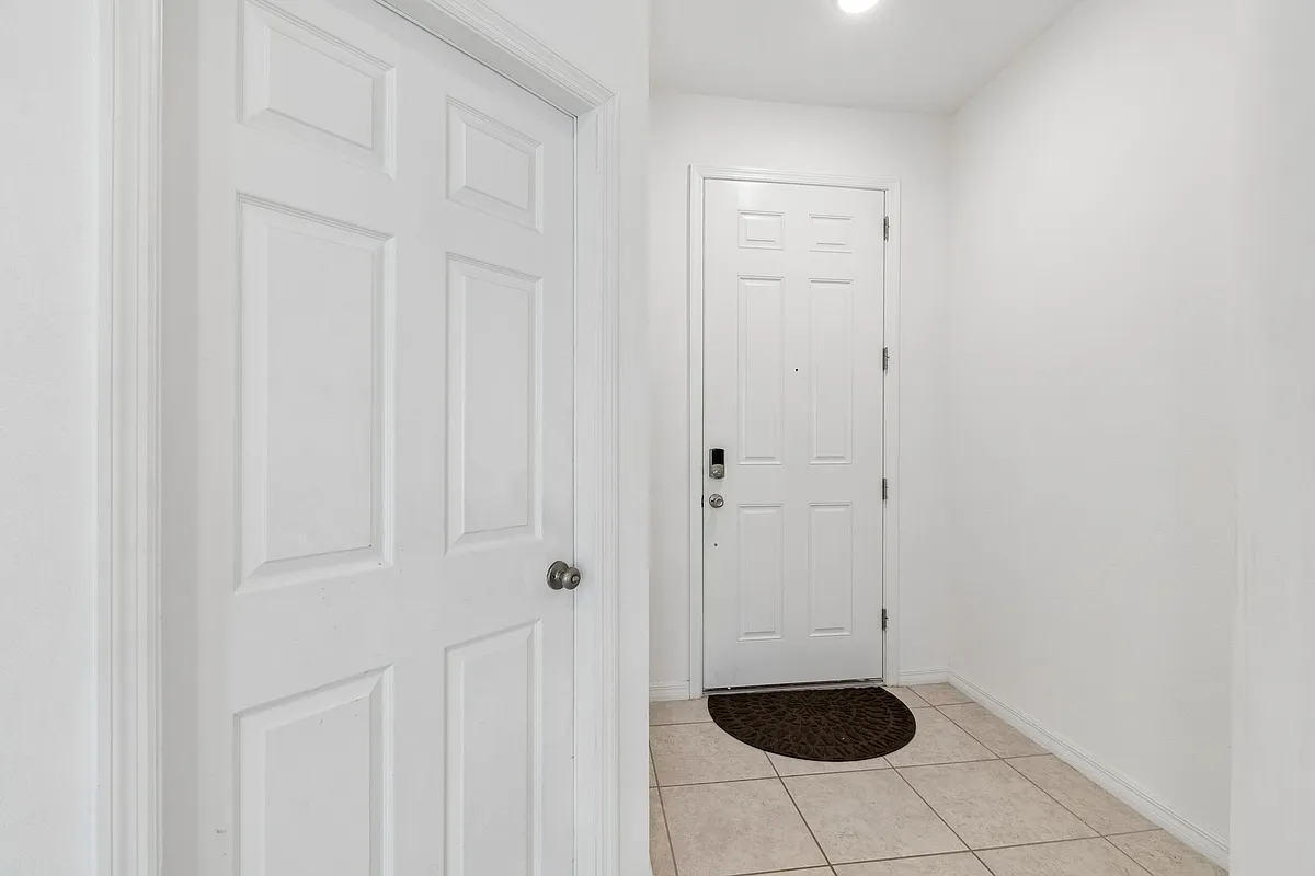 Building Photo - 34214 Rogallo Ln