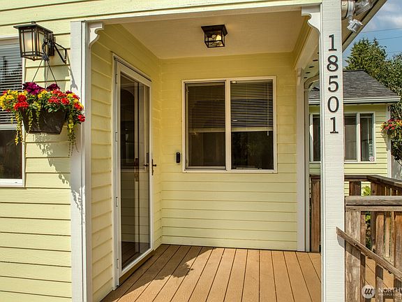 4th image of 18501 5th Avenue NE