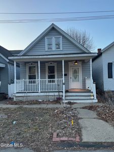477 9th Avenue, Troy, NY, 12182