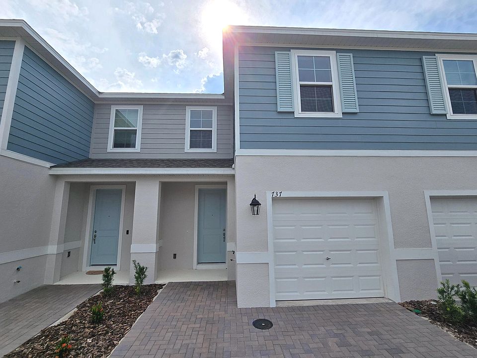1st image of 737 Maple Oak Dr