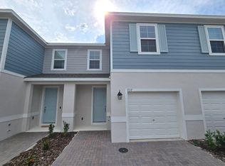 737 Maple Oak Dr, Deland, FL 32720