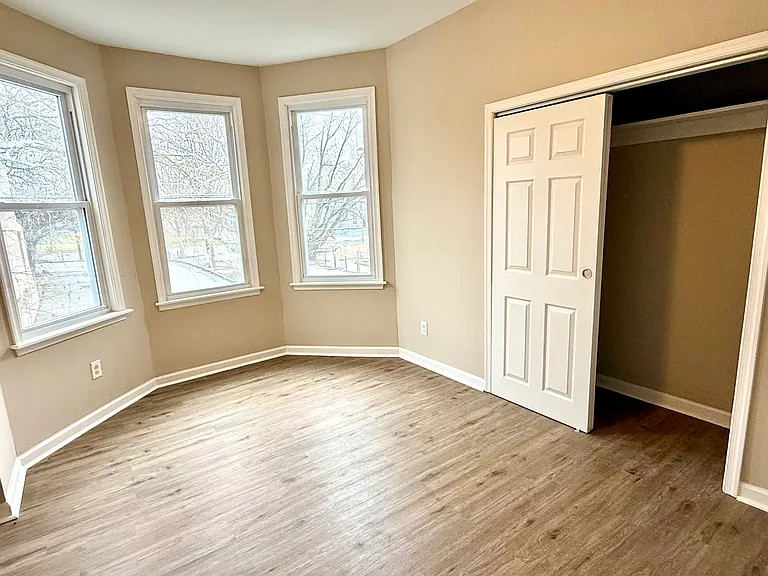 5110 Parrish St — Photo 16