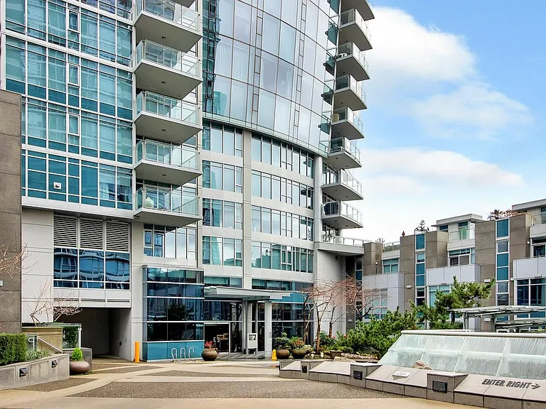 1281 Cordova St W #804 — Photo 30