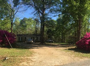 16 Ridgeway Ln, Carriere, MS 39426