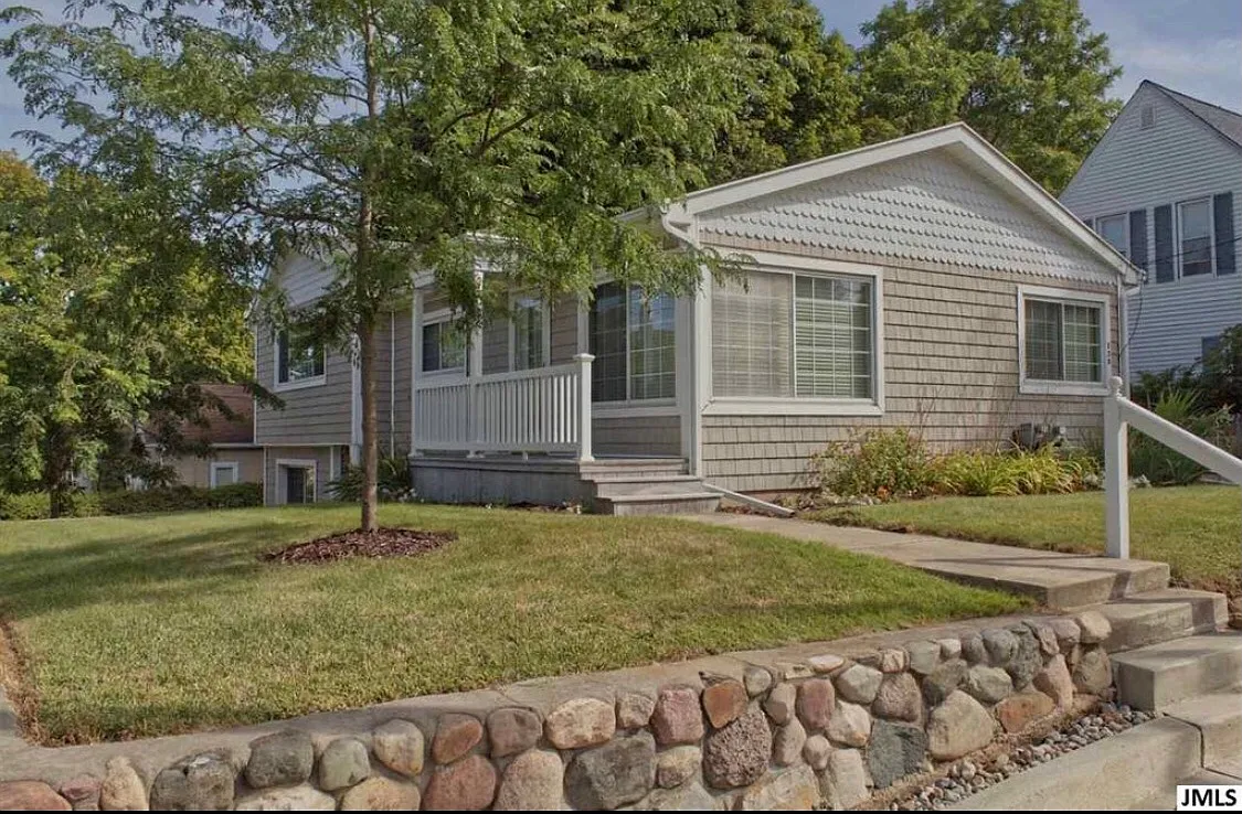 1 bed, 650 sqft, $1,150 — Photo 2