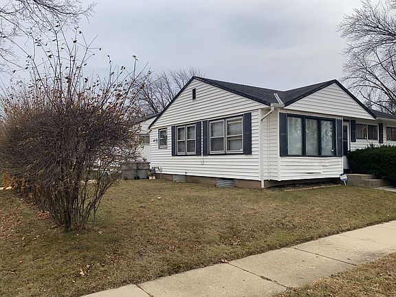 4th image of 8101 W Sheridan Ave