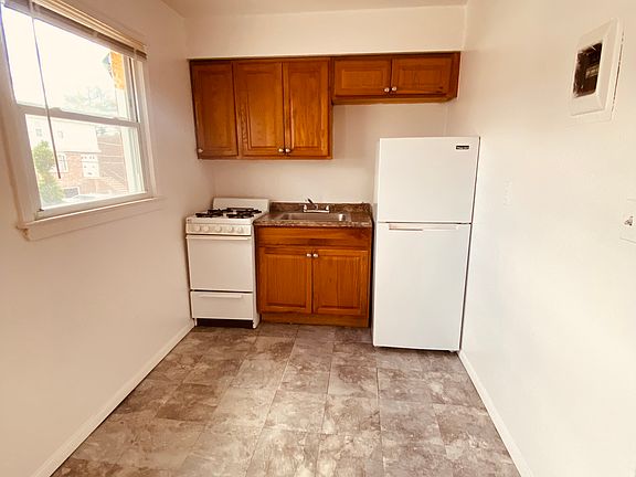 2nd image of 17 Cuozzo St APT B-7