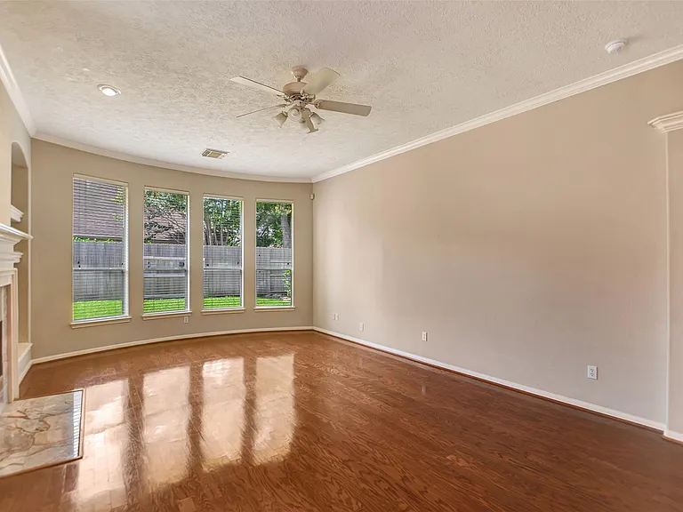 1110 Parkhaven Ln — Photo 14