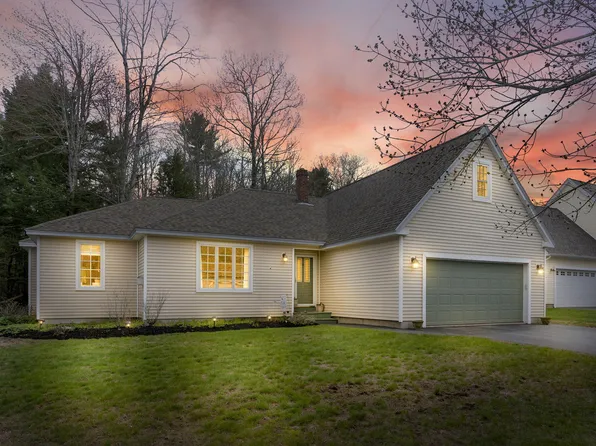 7 Kiara Lane #26, Gorham, ME 04038