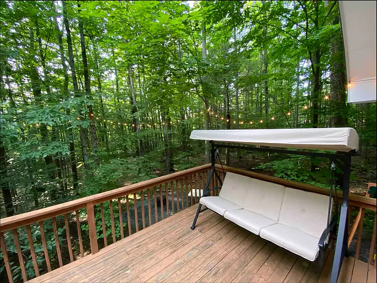 3550 Dogwood Ct — Photo 44