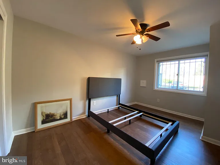 1221 N Quinn St #1 — Photo 38
