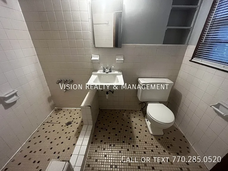 1803 Carrollton Villa Rica Hwy #A — Photo 14