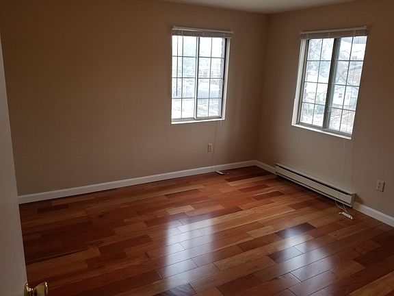 3rd image of 349 Sunset Ave APT 7