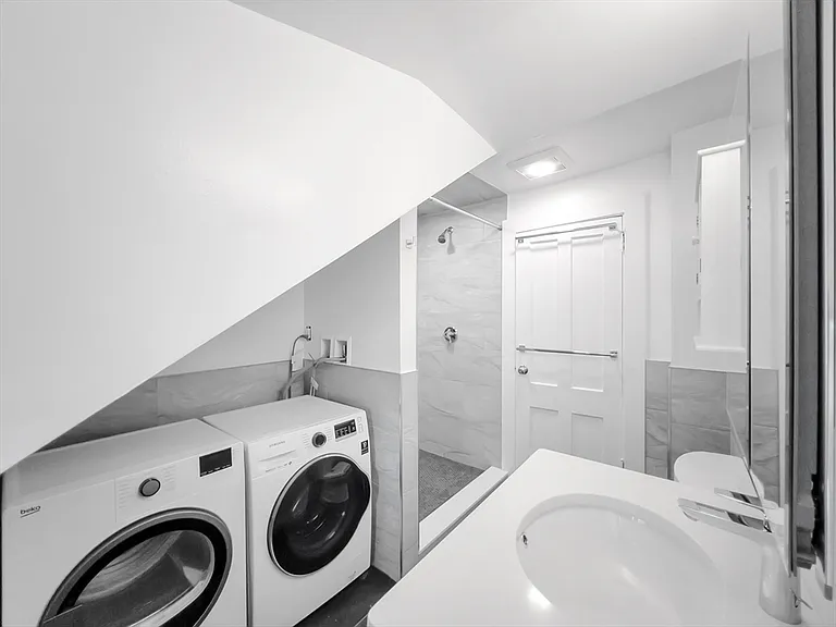 100 Chestnut Ave #3 — Photo 14