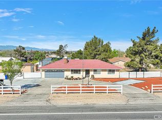 13976 Apple Valley Rd, Apple Valley, CA 92307