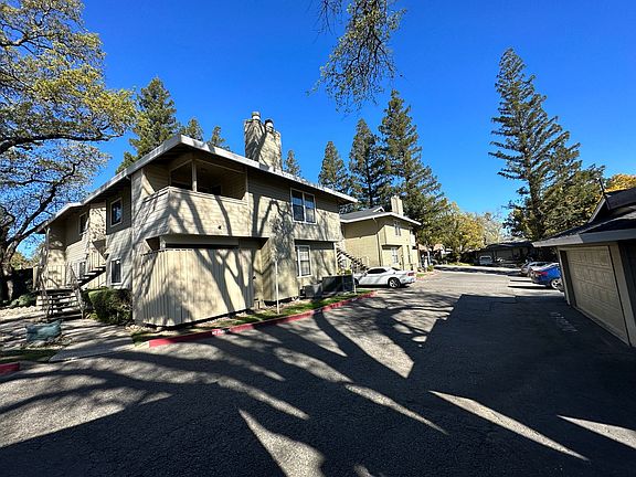 3rd image of 7400 Willowcreek Dr APT 7