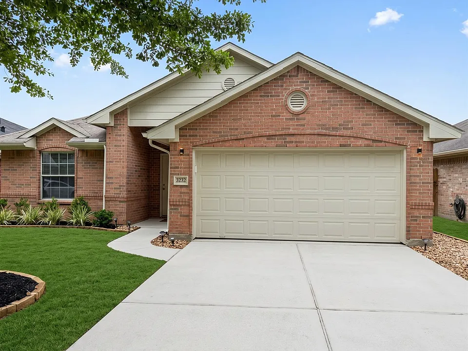 32327 Cross Spring Park Ln