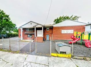 3495 Richmond Rd, Staten Island, NY 10306