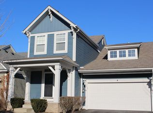 2021 Harbor Village Ave, Keego Harbor, MI 48320