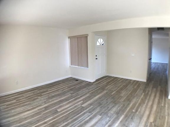 4th image of 963 Big Bear Ct