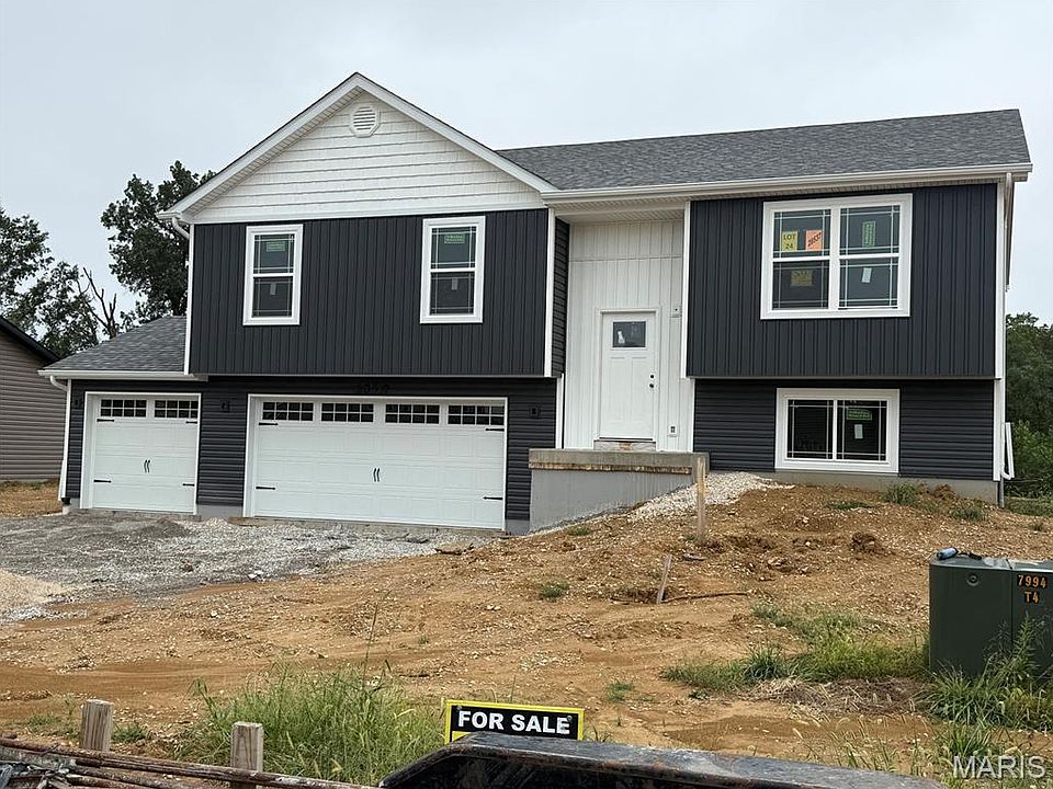 1st image of 28537 Shallow Water Rd