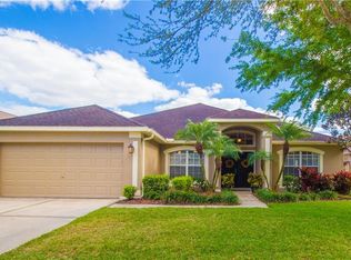 8213 Canyon Creek Way, Tampa, FL 33647
