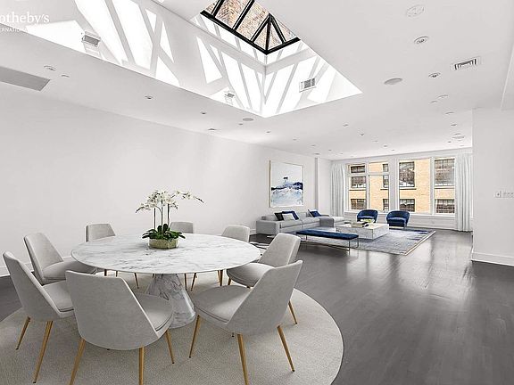 2nd image of 26 W 20th St #Penthouse 5