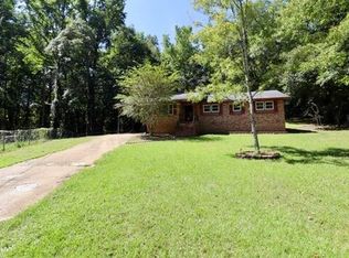 3 Springlake Ct, Sumter, SC 29154